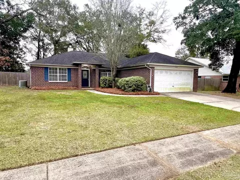 4316 Bayou Ridge Dr, Pace, FL 32571