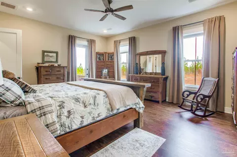 Bedroom - 2110 Molino Bridge Rd, Pace, FL 32571 photo 3 of 6