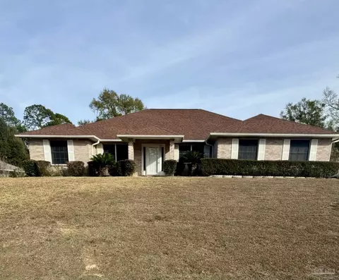 3002 Ashbury Ln, Cantonment, FL 32533
