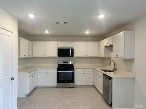 3577 Bay Magnolia Way, Pace, FL 32571 photo 3