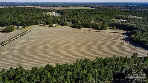 10 Segrest Rd, Pace, FL 32571 photo 4