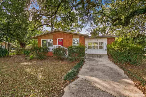 233 Tonawanda Dr, Pensacola, FL 32506