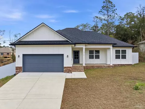 5712 Riviera Dr, Milton, FL 32583