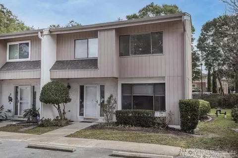 3400 Wimbledon Dr #5, Pensacola, FL 32504
