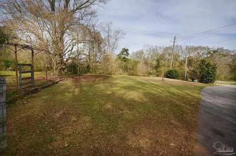 Exterior - 6475 Chestnut Rd, Molino, FL 32577 photo 23 of 32