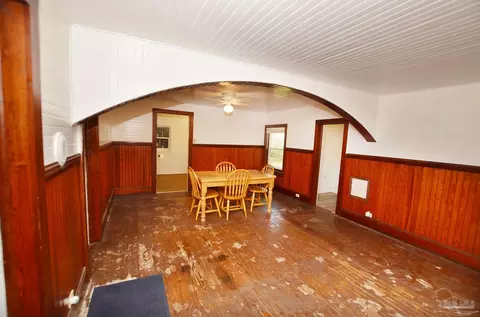 Dining - 6475 Chestnut Rd, Molino, FL 32577 photo 2 of 3
