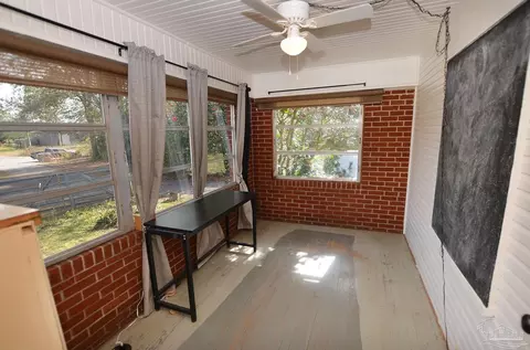 Exterior - 6475 Chestnut Rd, Molino, FL 32577 photo 8 of 32
