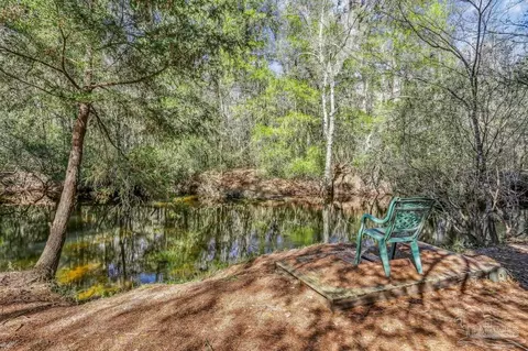 Exterior - 4900 Shell Rd, Milton, FL 32583 photo 14 of 15
