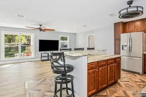 Kitchen - 4900 Shell Rd, Milton, FL 32583 photo 3 of 3