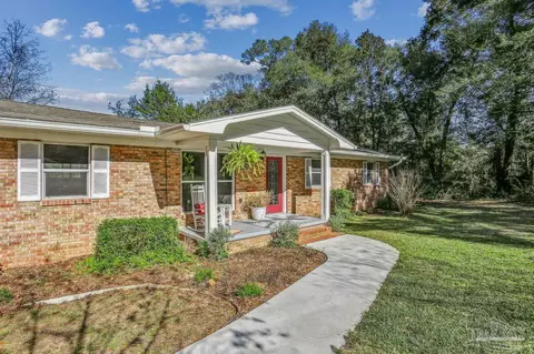 Exterior - 4900 Shell Rd, Milton, FL 32583 photo 2 of 15