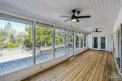 Exterior - 4900 Shell Rd, Milton, FL 32583 photo 6 of 15