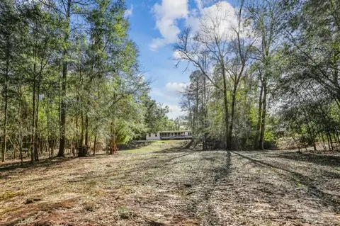 Exterior - 4900 Shell Rd, Milton, FL 32583 photo 12 of 15