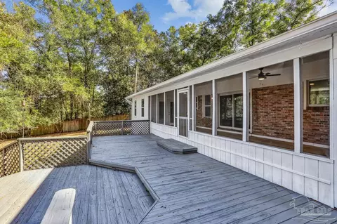 Exterior - 4900 Shell Rd, Milton, FL 32583 photo 9 of 15