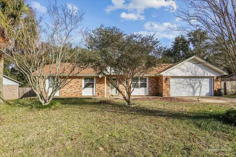 1058 New Haven Dr, Cantonment, FL 32533