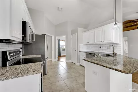 Kitchen - 3351 N Simmons Rd, Jay, FL 32565 photo 4 of 4