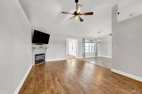 Living - 3351 N Simmons Rd, Jay, FL 32565 photo 3 of 3