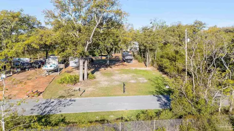 317 Katie St, Milton, FL 32583 photo 3