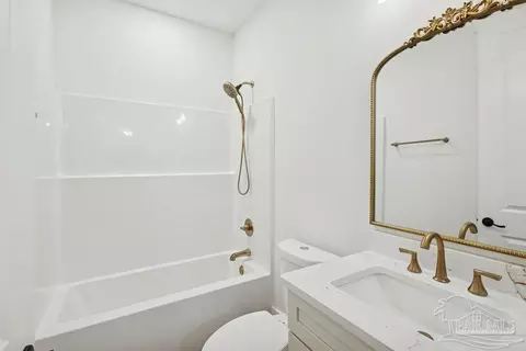 Bath - 3163 Southfork Dr, Pace, FL 32571 photo 1 of 5