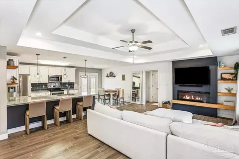 5063 Bonita Ave, Gulf Breeze, FL 32563