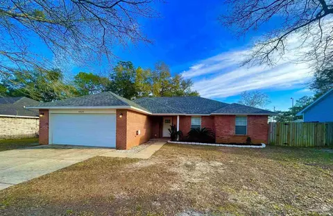 6623 Ridge Crest Dr, Milton, FL 32570