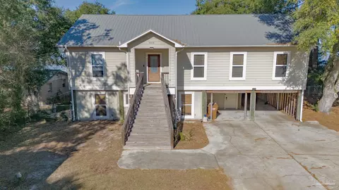 6354 E Bay Blvd, Gulf Breeze, FL 32563