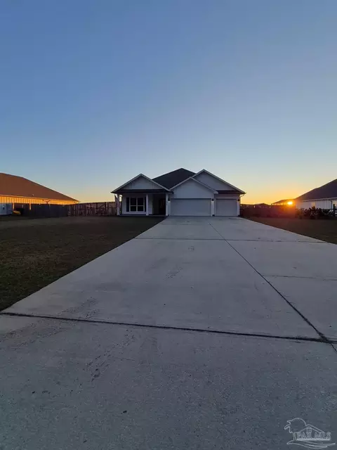 Exterior - 7628 Dewey Jernigan Rd, Pace, FL 32571 photo 3 of 9
