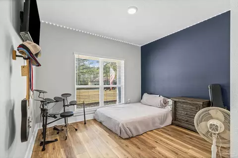 Bedroom - 7628 Dewey Jernigan Rd, Pace, FL 32571 photo 4 of 4