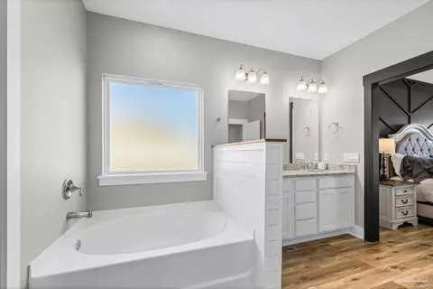 Bath - 7628 Dewey Jernigan Rd, Pace, FL 32571 photo 1 of 3