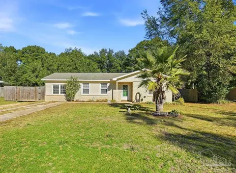 6444 Walnut St, Milton, FL 32570