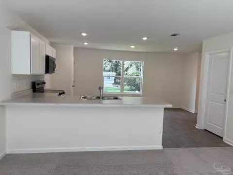 5705 Meadow Rd, Milton, FL 32583 photo 8