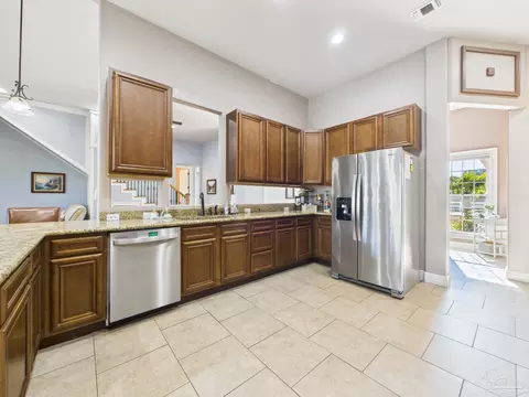 Kitchen - 3232 Southfork Dr, Pace, FL 32571 photo 2 of 6