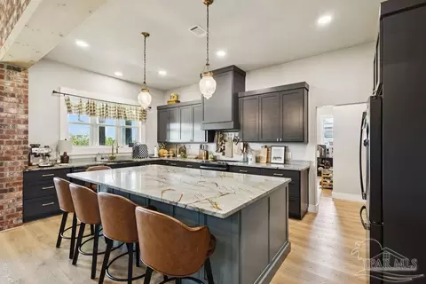 Kitchen - 7664 Buffalo Ridge Rd, Pace, FL 32571 photo 2 of 4