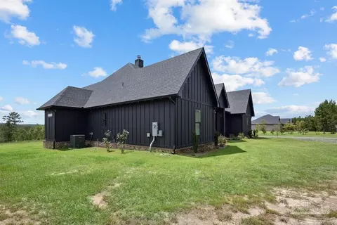 Exterior - 7664 Buffalo Ridge Rd, Pace, FL 32571 photo 5 of 14