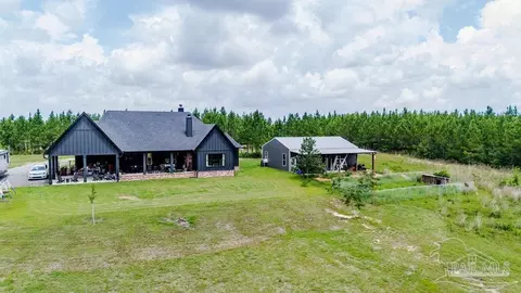 Exterior - 7664 Buffalo Ridge Rd, Pace, FL 32571 photo 6 of 14