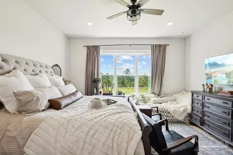 Bedroom - 7664 Buffalo Ridge Rd, Pace, FL 32571 photo 2 of 6