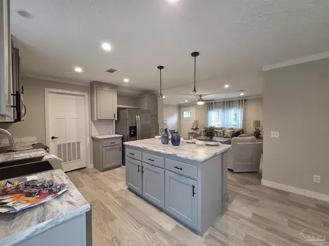 5270 Kervin Rd, Crestview, FL 32539 photo 4