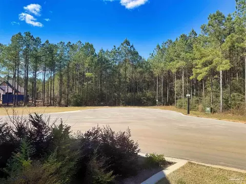 3142 Shearing Rd, Pace, FL 32571