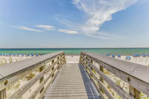 683 Nautilus Ct #211, Fort Walton Beach, FL 32548