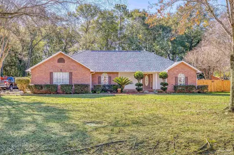 5658 Derby Dr, Pace, FL 32571