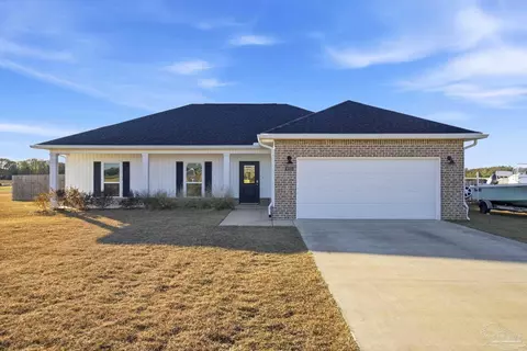 9251 Salter Rd, Pace, FL 32571