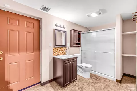 Bath - 6590 Warren Rd, Milton, FL 32583 photo 5 of 5
