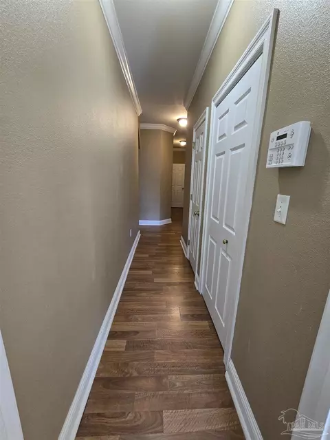 Entry Way - 4147 Lancaster Gate Dr, Pace, FL 32571 photo 4 of 4