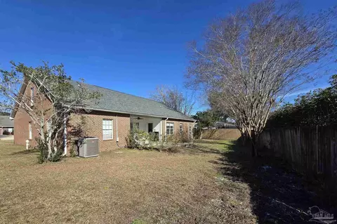 Exterior - 4147 Lancaster Gate Dr, Pace, FL 32571 photo 4 of 7