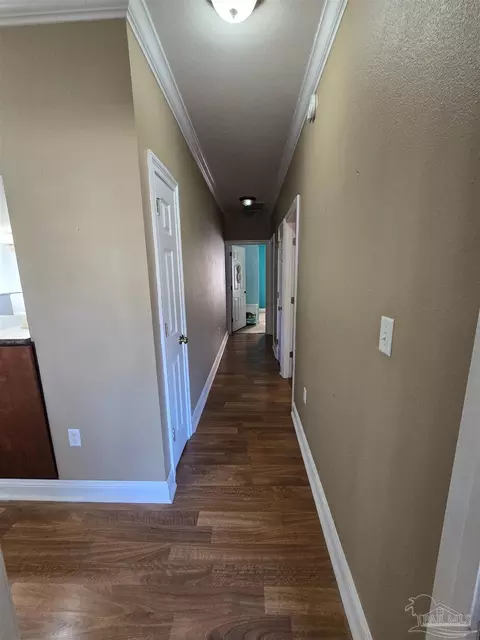 Entry Way - 4147 Lancaster Gate Dr, Pace, FL 32571 photo 2 of 4