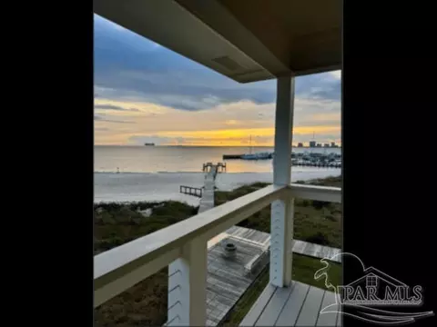 200 Pensacola Beach Rd #M7, Gulf Breeze, FL 32561