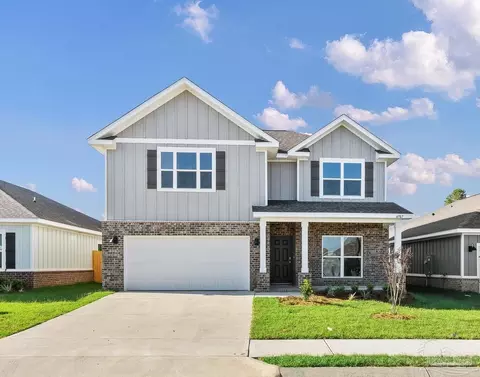 136 Albatross St, Cantonment, FL 32533