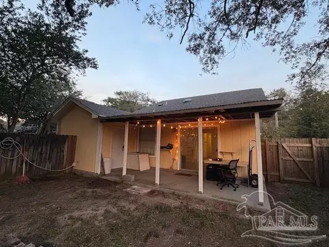 Exterior - 5869 Byrom St, Milton, FL 32570 photo 4 of 4