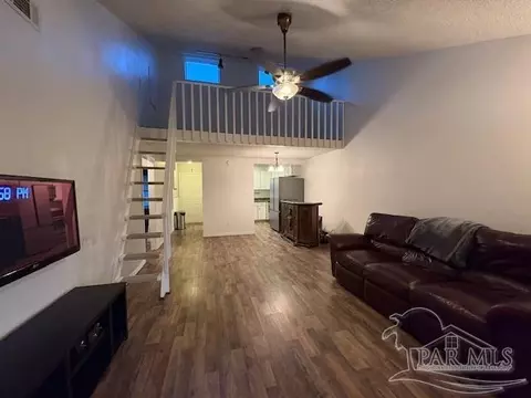 Living - 5869 Byrom St, Milton, FL 32570 photo 3 of 4