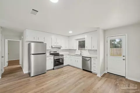Kitchen - 4373 Cecelia Ct, Pace, FL 32571 photo 1 of 4