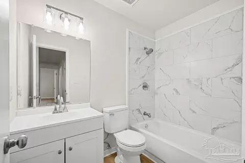 Bath - 4373 Cecelia Ct, Pace, FL 32571 photo 3 of 3
